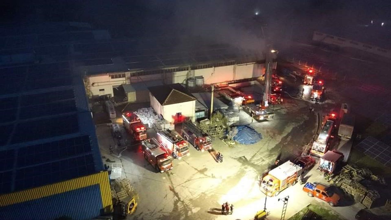 Denizli’de fabrika yangını!