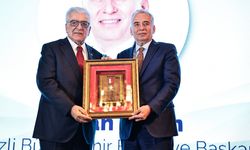 Avrasya Hizmet Ödülü, Başkan Zolan’a