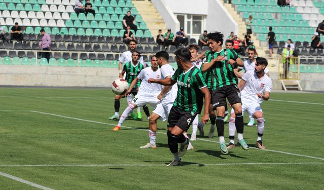 TFF 2. Lig: Denizlispor 4 Uşakspor 1