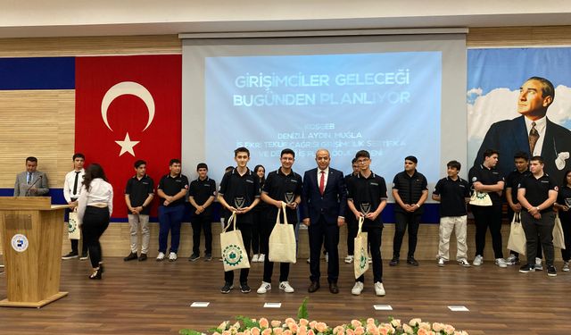 Özel Denizli OSB Teknik Koleji öğrencilerinin iş fikirleri tüm ödülleri topladı