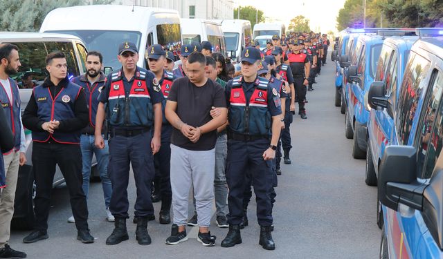 Sahte ilanlarla 20 milyon lira vurgun yapan çeteyi JASAT çökertti: 66 gözaltı