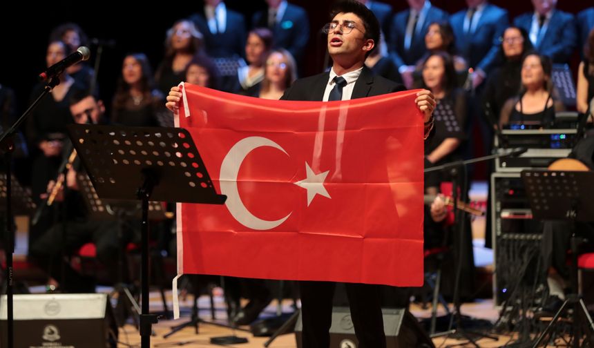 100. yıla özel Ata’nın sevdiği türküler seslendirildi