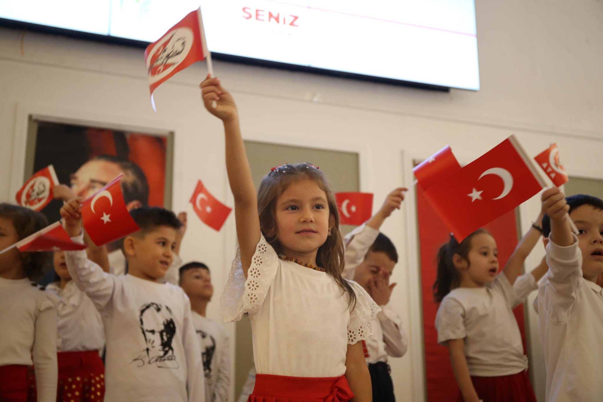 Merkezefendi̇’de Kreşte Eği̇ti̇m Gören Mi̇ni̇kleri̇n 29 Eki̇m Heyecani (4)