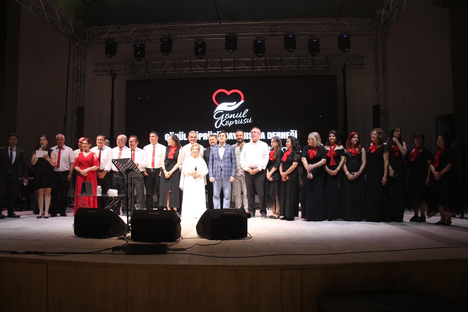 Türkü severleri buluşturan konser